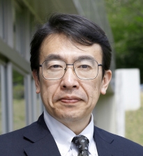 Yasuhiro Suetake
